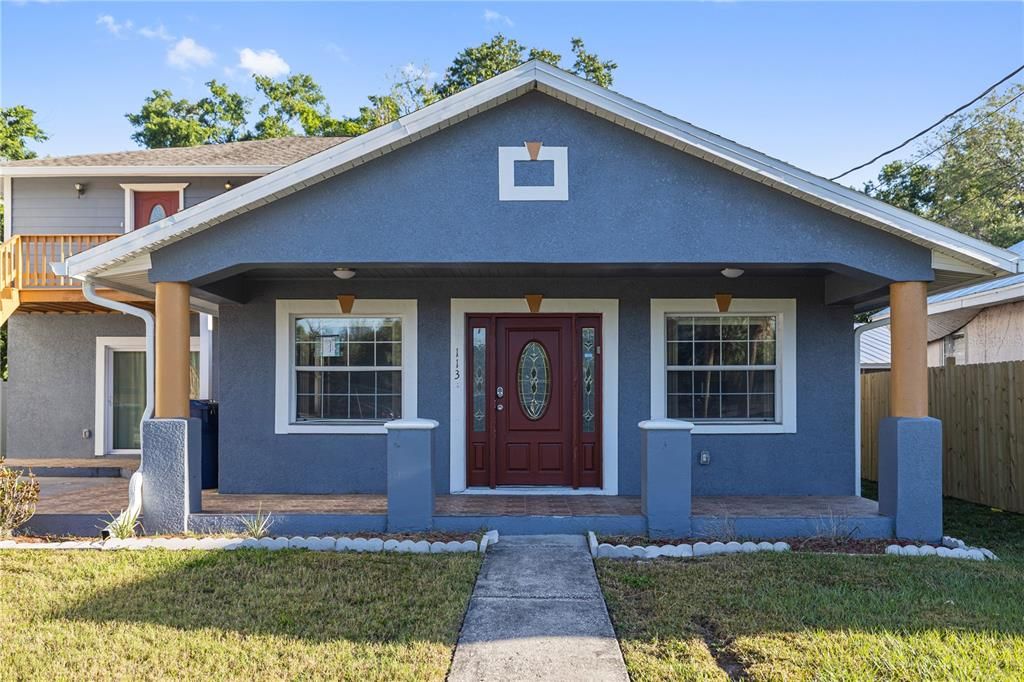 Active With Contract: $2,750 (3 beds, 2 baths, 2920 Square Feet)