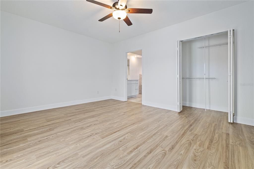 Active With Contract: $2,750 (3 beds, 2 baths, 2920 Square Feet)