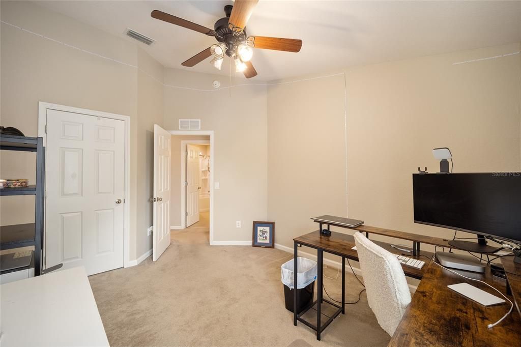 For Sale: $252,500 (3 beds, 2 baths, 1584 Square Feet)