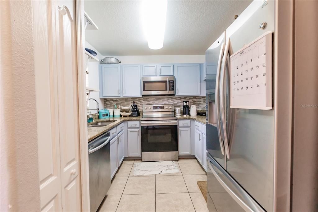 For Sale: $244,900 (3 beds, 2 baths, 1561 Square Feet)