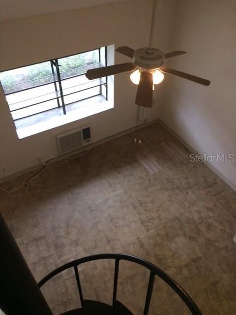 For Rent: $1,050 (1 beds, 1 baths, 476 Square Feet)