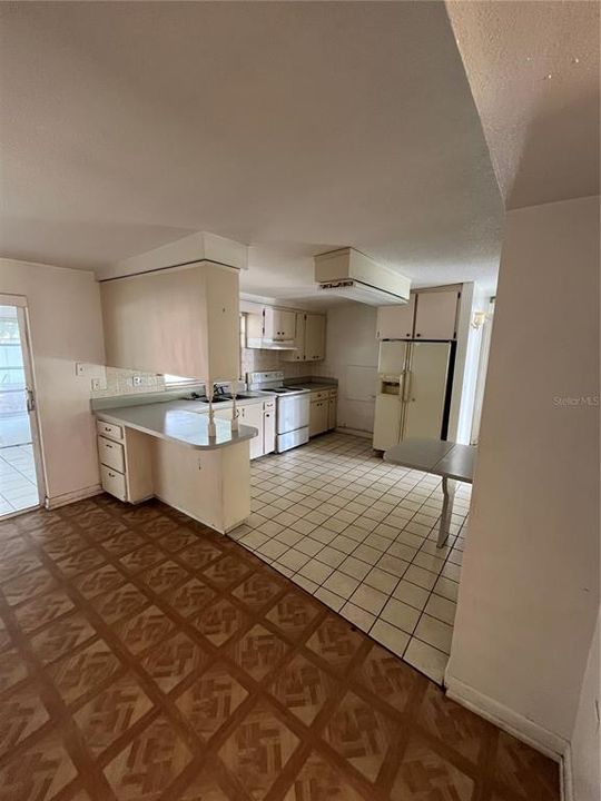 For Rent: $1,600 (2 beds, 2 baths, 1134 Square Feet)