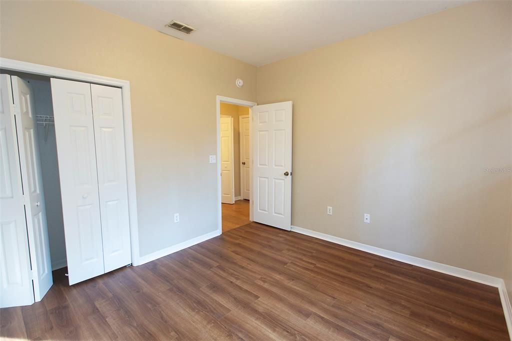 For Rent: $1,900 (3 beds, 2 baths, 1396 Square Feet)