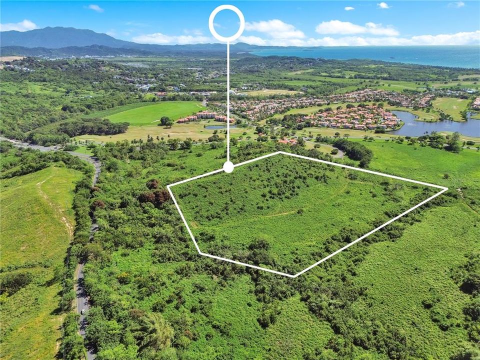 En Venta: $2,200,000 (5.82 acres)