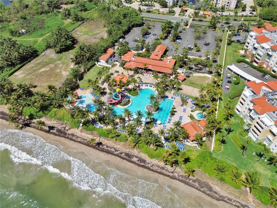 En Venta: $2,200,000 (5.82 acres)