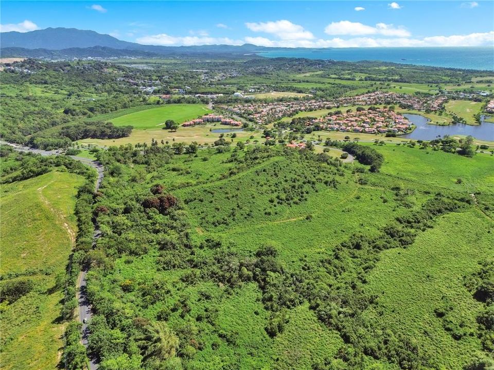 En Venta: $2,200,000 (5.82 acres)