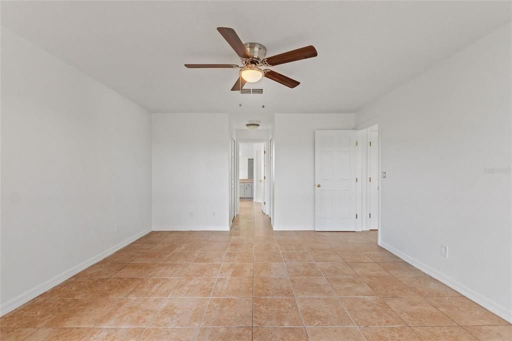 Active With Contract: $305,000 (4 beds, 2 baths, 2045 Square Feet)