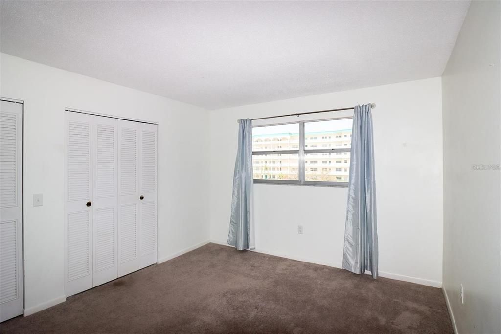 For Rent: $1,800 (2 beds, 2 baths, 1250 Square Feet)