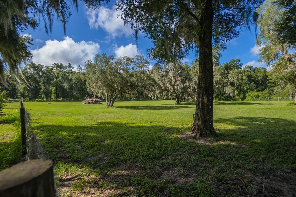 For Sale: $900,000 (5 beds, 2 baths, 2010 Square Feet)