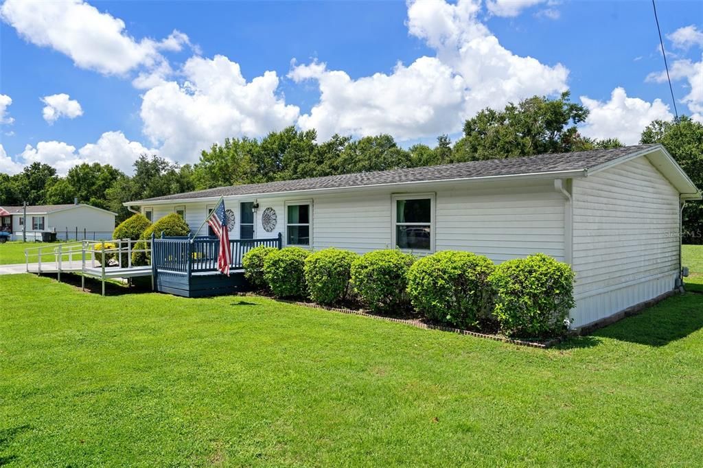 Active With Contract: $278,000 (3 beds, 2 baths, 1620 Square Feet)