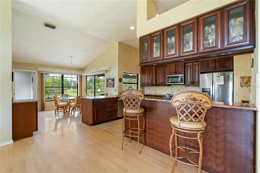 Kitchen/Dining Area