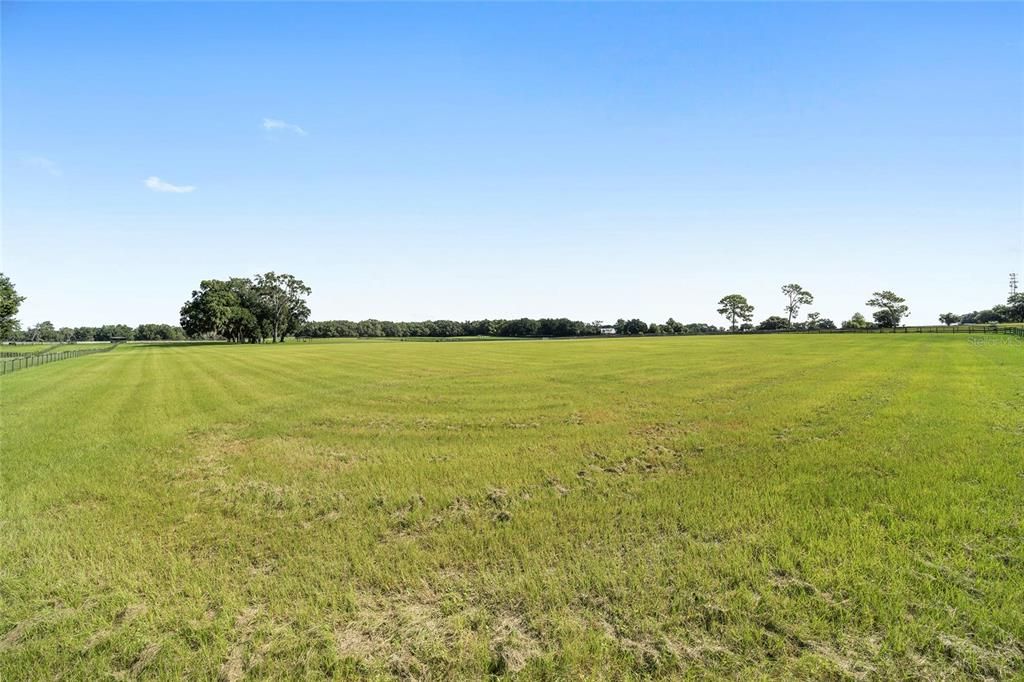 На продажу: $399,000 (10.26 acres)