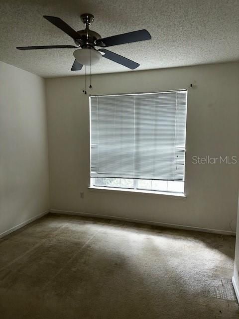 For Sale: $248,500 (2 beds, 2 baths, 886 Square Feet)