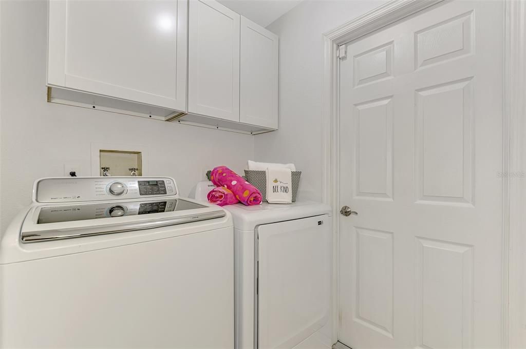 For Sale: $449,900 (3 beds, 2 baths, 1787 Square Feet)