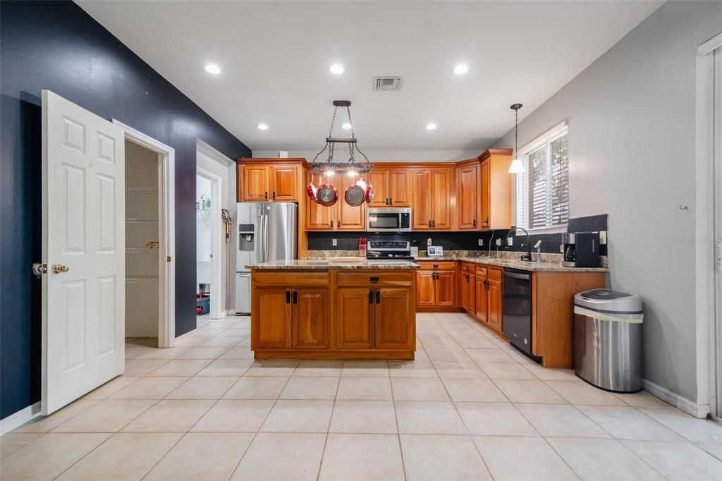 For Sale: $328,500 (3 beds, 2 baths, 2394 Square Feet)