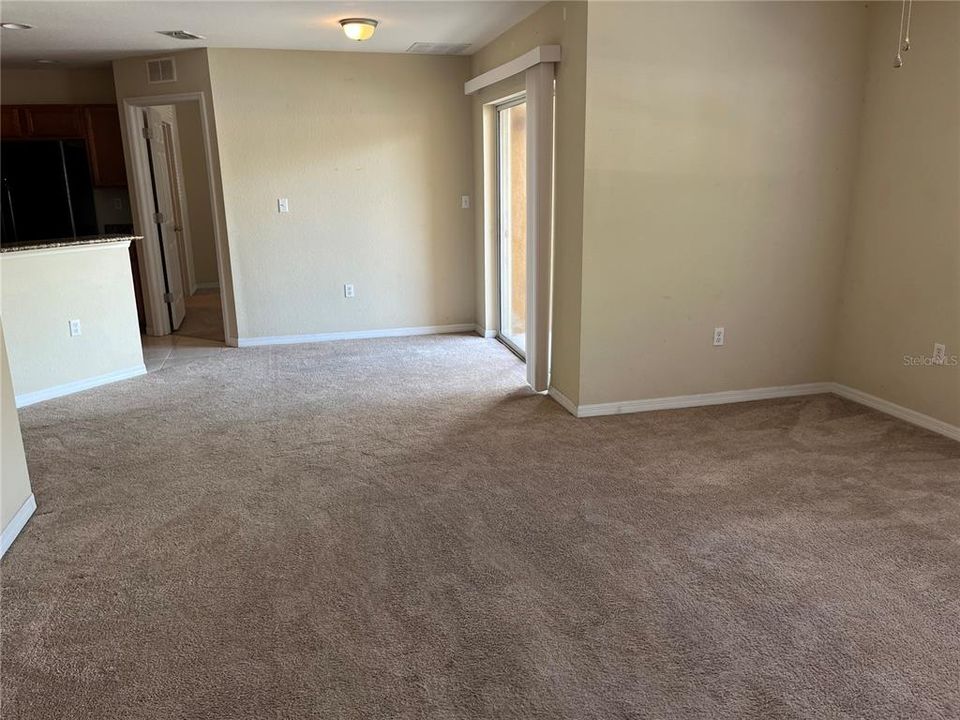 For Rent: $1,500 (2 beds, 2 baths, 951 Square Feet)