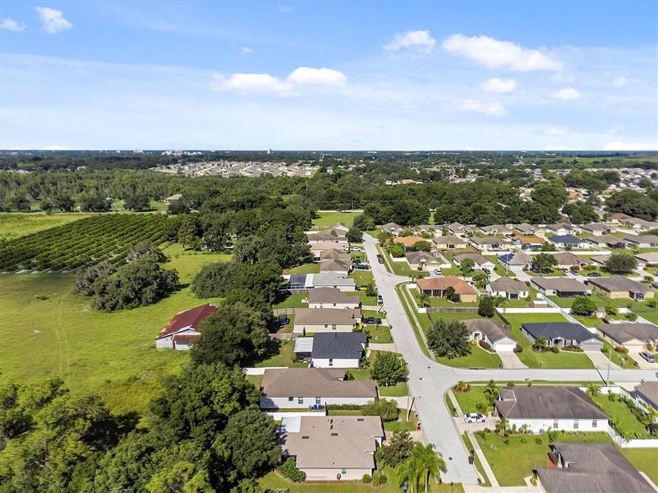 For Sale: $355,000 (3 beds, 3 baths, 2062 Square Feet)