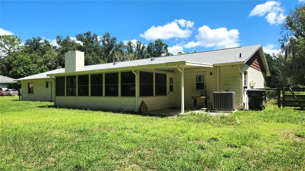 For Sale: $420,000 (3 beds, 2 baths, 2144 Square Feet)