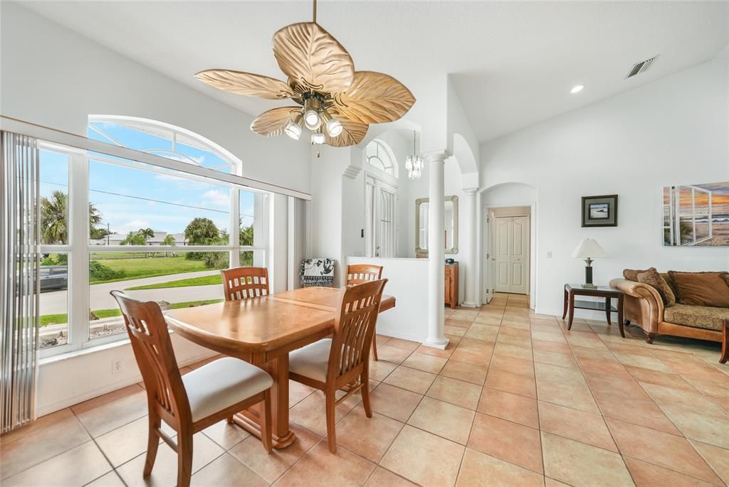 Open Floor Plan with Lots of Natural Lighting