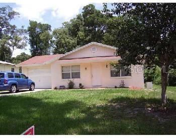 For Rent: $1,900 (4 beds, 2 baths, 1400 Square Feet)