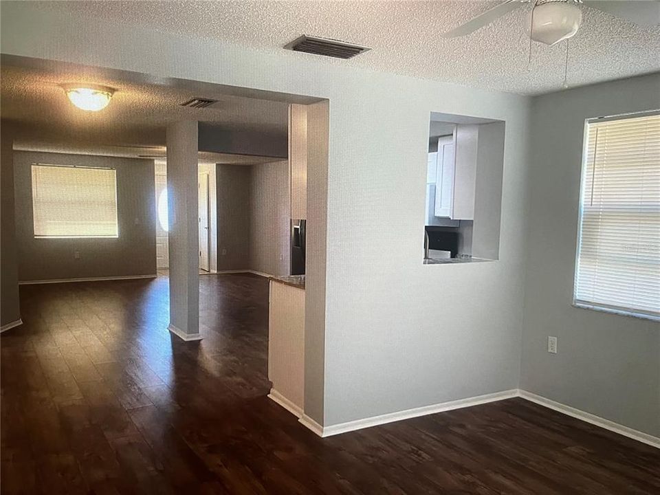 For Rent: $2,600 (2 beds, 2 baths, 1202 Square Feet)