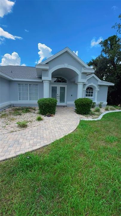 For Sale: $465,000 (3 beds, 2 baths, 1911 Square Feet)