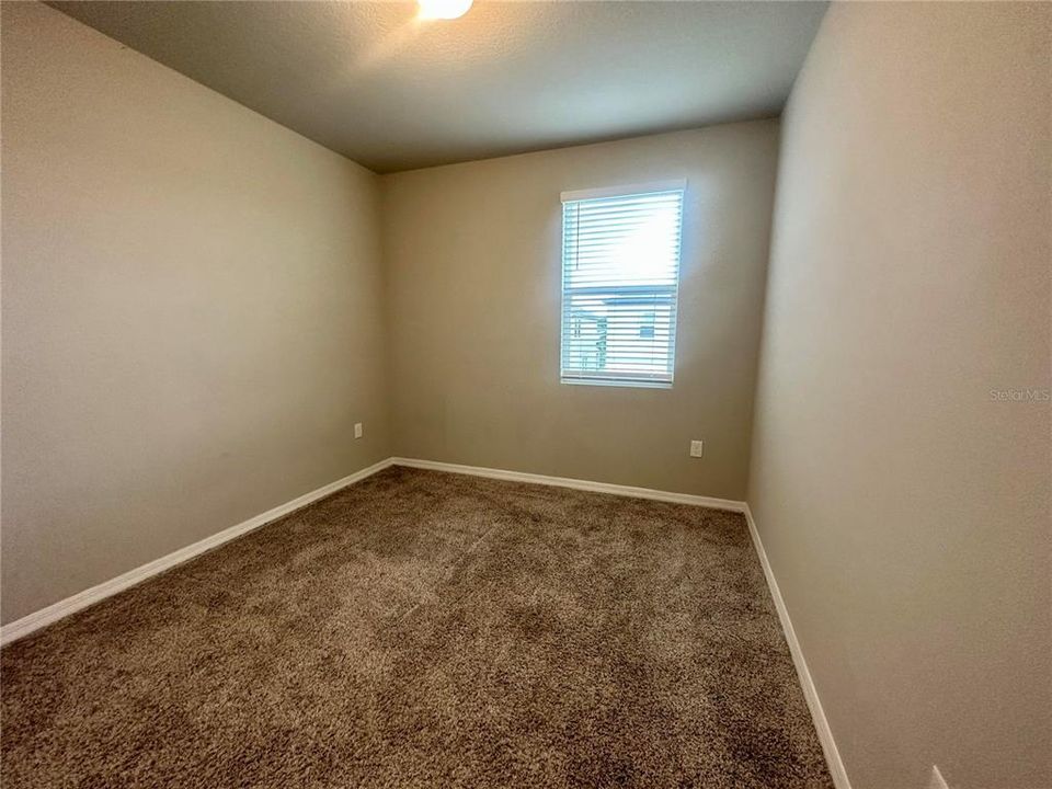 For Rent: $2,550 (4 beds, 2 baths, 2104 Square Feet)