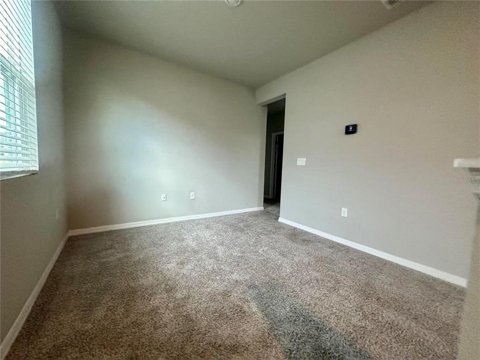 For Rent: $2,550 (4 beds, 2 baths, 2104 Square Feet)