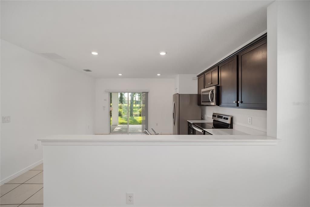 For Sale: $304,900 (3 beds, 2 baths, 1260 Square Feet)