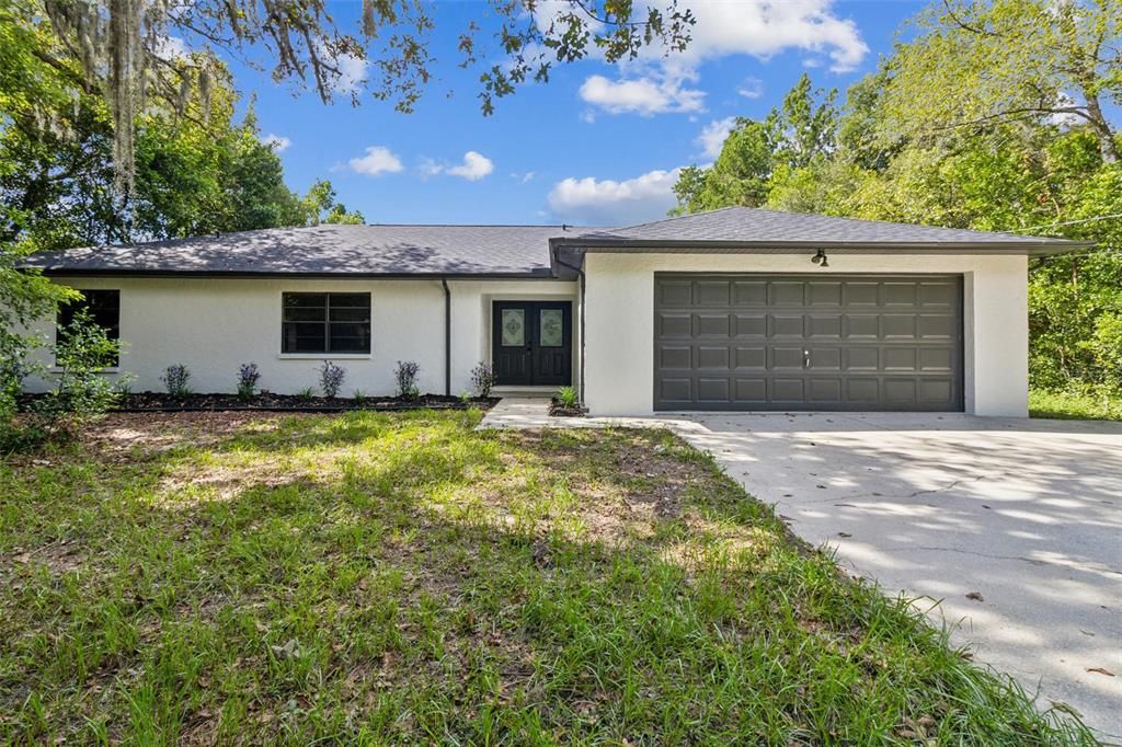 Active With Contract: $369,900 (3 beds, 2 baths, 1804 Square Feet)