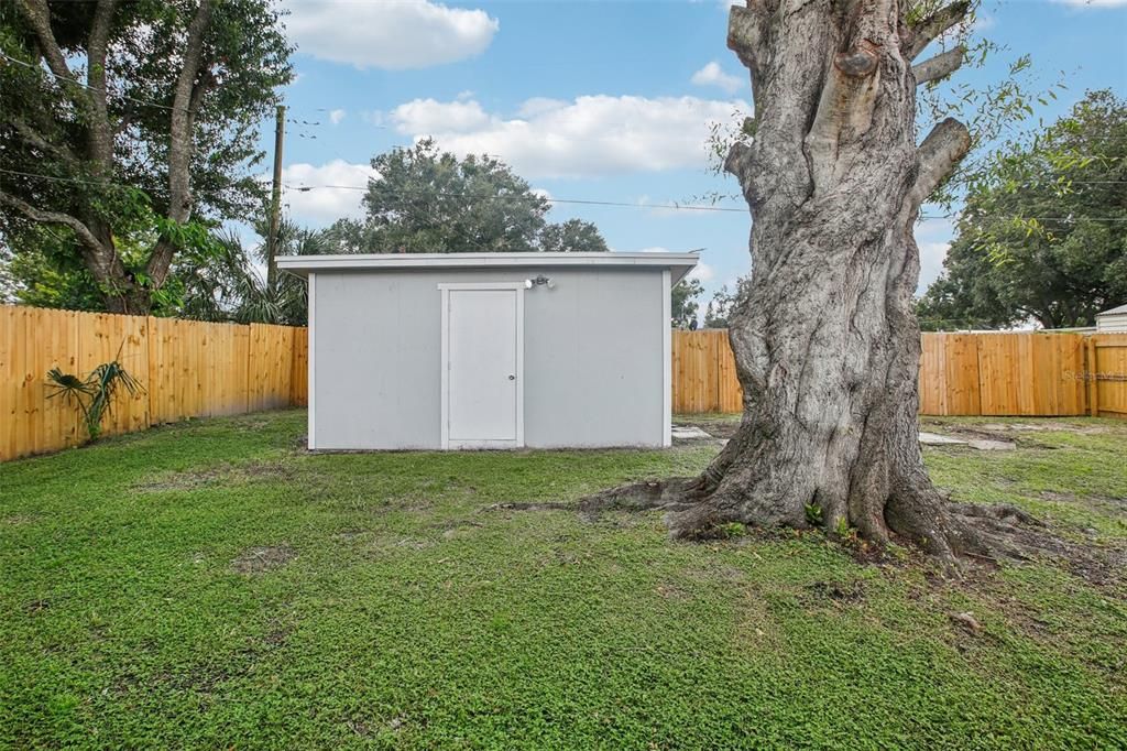 For Sale: $330,000 (4 beds, 2 baths, 1344 Square Feet)