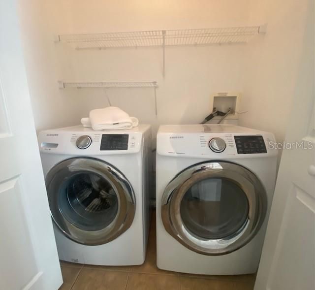 Samsung Washer and Dryer included!