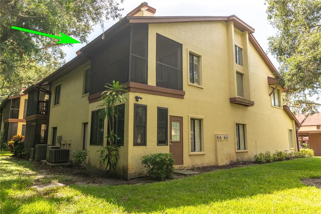 Corner unit with plenty of greenspace to walk the dog