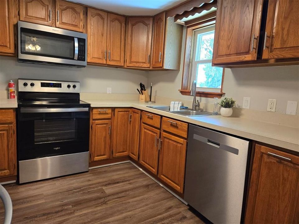 The Kitchen w all new  stainless steel appliances