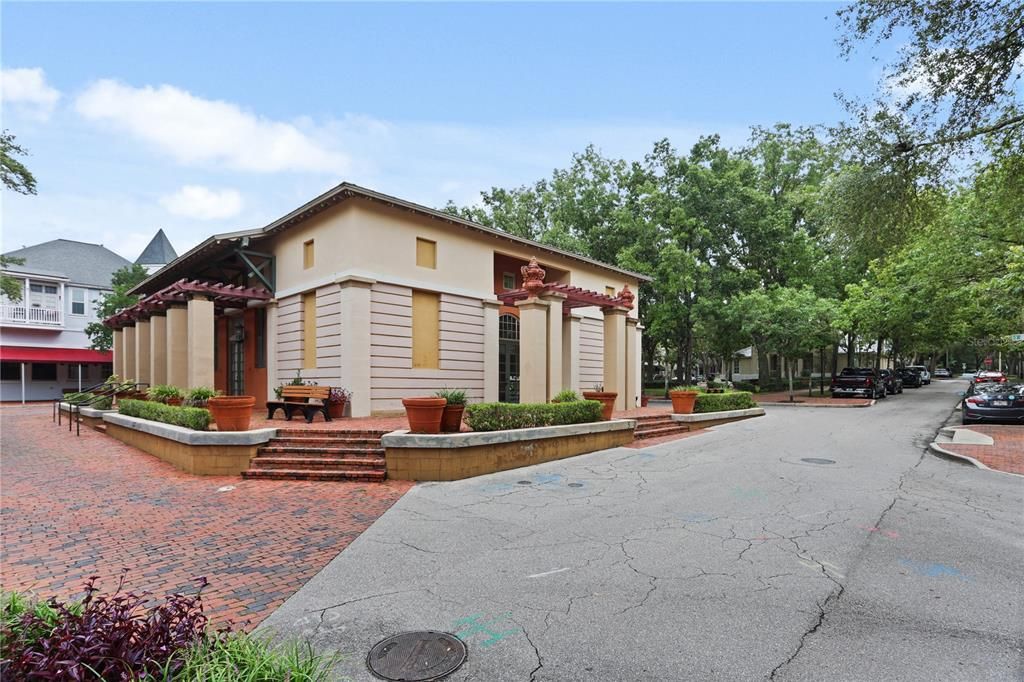 Active With Contract: $259,000 (3 beds, 3 baths, 1441 Square Feet)