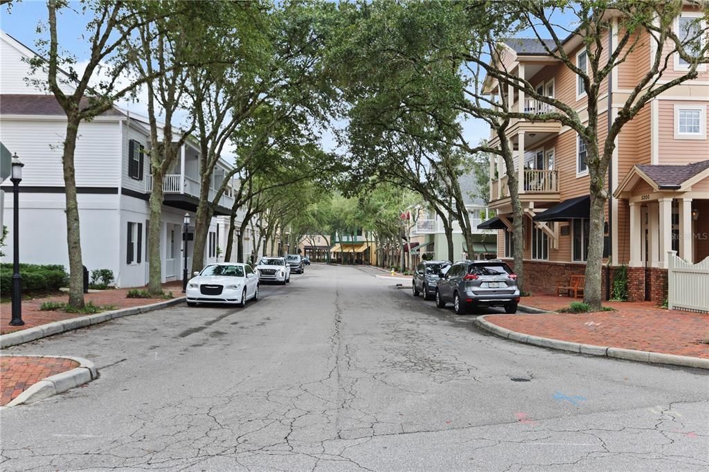 Active With Contract: $259,000 (3 beds, 3 baths, 1441 Square Feet)