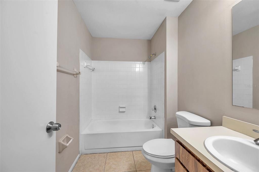 For Sale: $259,500 (3 beds, 2 baths, 1450 Square Feet)