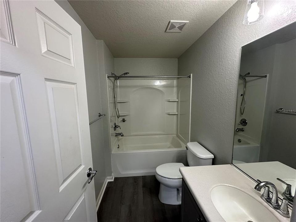 secondary bathroom