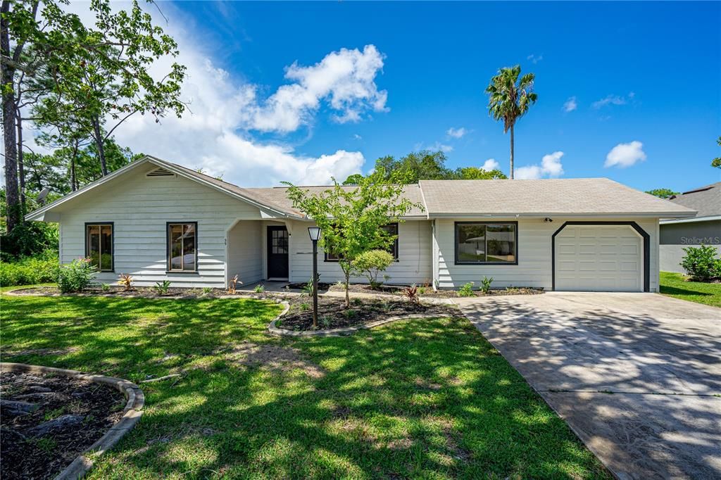 For Sale: $499,900 (3 beds, 2 baths, 1853 Square Feet)