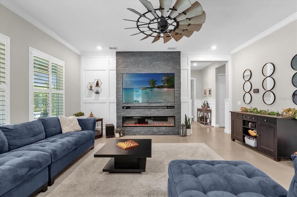 Active With Contract: $1,150,000 (5 beds, 4 baths, 4260 Square Feet)