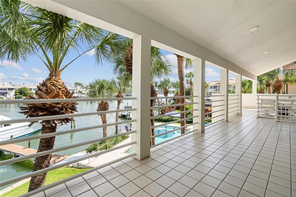 For Sale: $3,950,000 (5 beds, 4 baths, 4636 Square Feet)