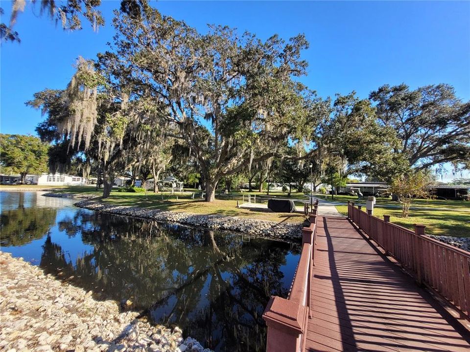 For Sale: $281,000 (2 beds, 2 baths, 1494 Square Feet)