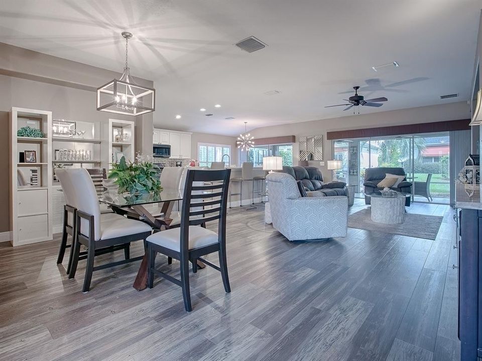 Dining Area/Living Room Combo