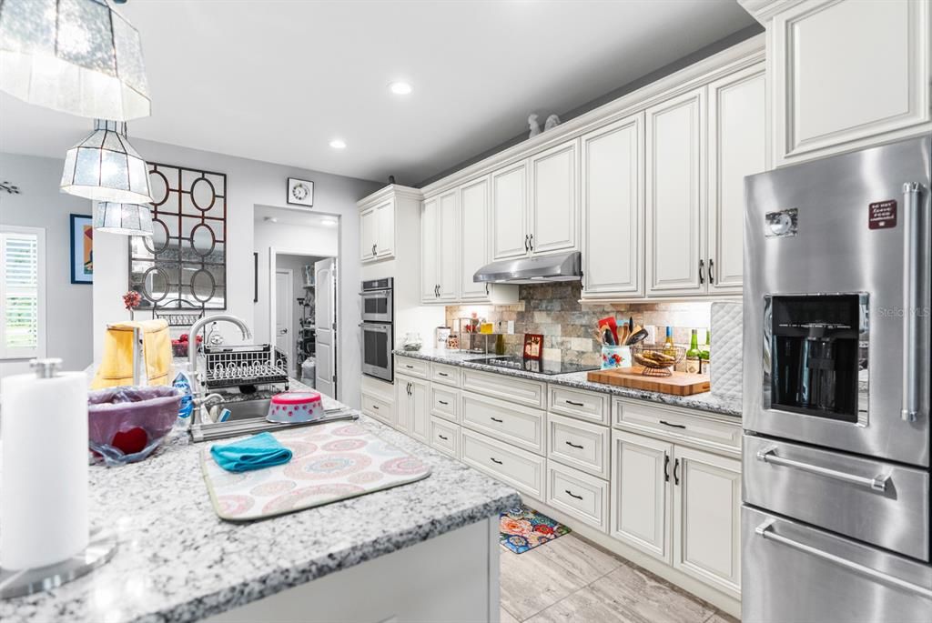 Active With Contract: $450,000 (4 beds, 3 baths, 2304 Square Feet)