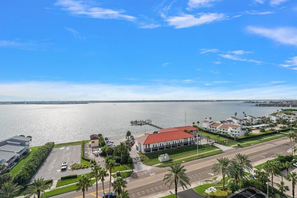 For Sale: $1,475,000 (3 beds, 2 baths, 2125 Square Feet)