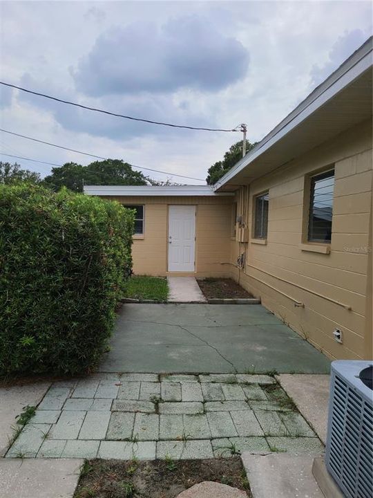 For Rent: $2,650 (3 beds, 2 baths, 1450 Square Feet)