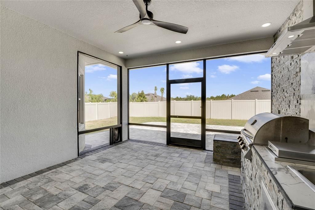 Screened Patio