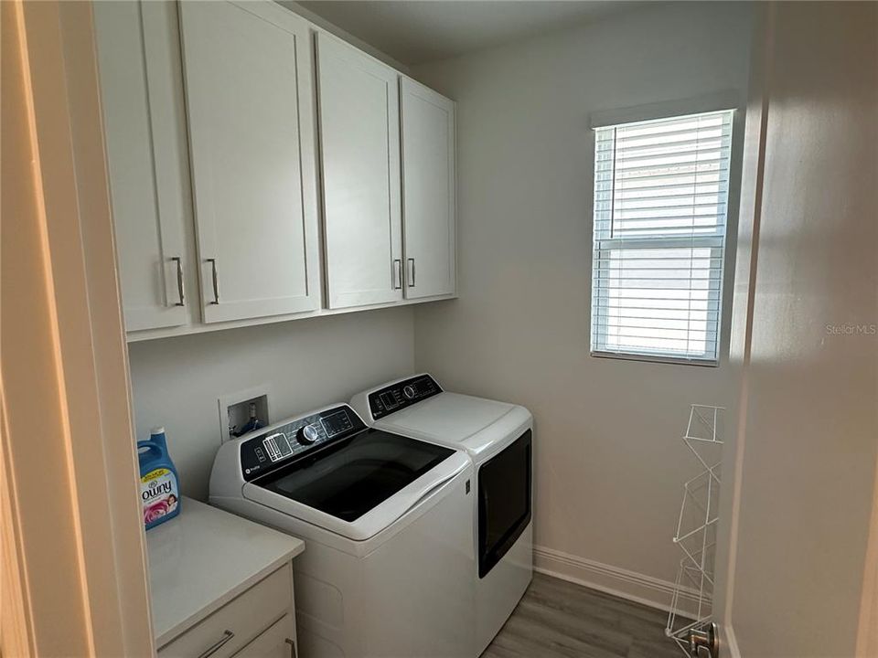 For Rent: $3,100 (3 beds, 2 baths, 1725 Square Feet)