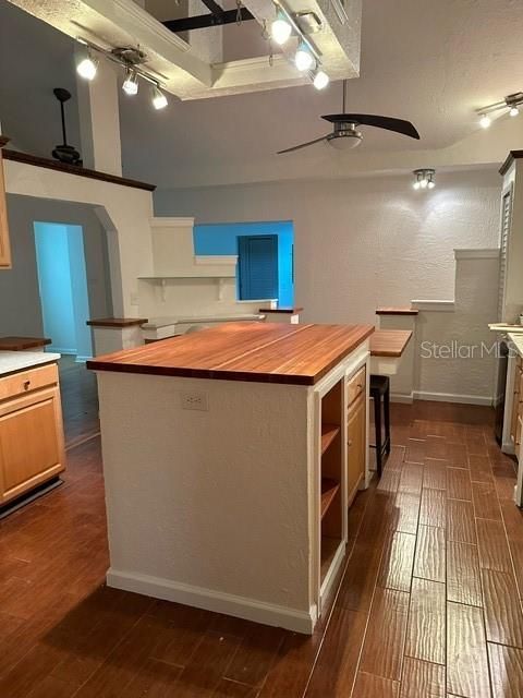 For Rent: $4,950 (4 beds, 3 baths, 2269 Square Feet)