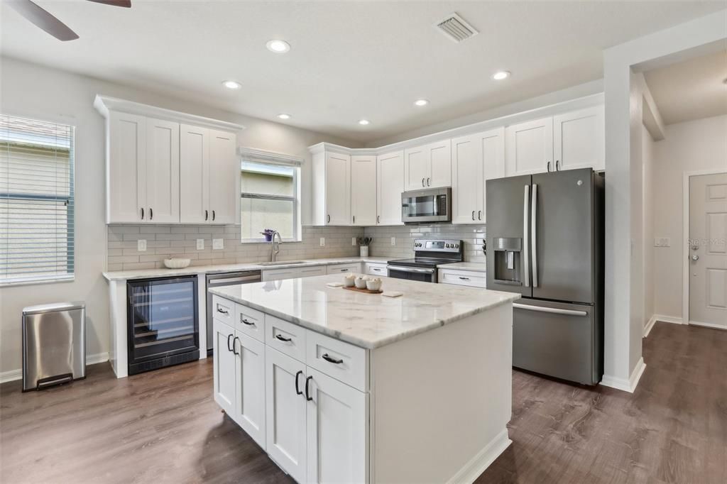 For Sale: $419,900 (3 beds, 2 baths, 1650 Square Feet)